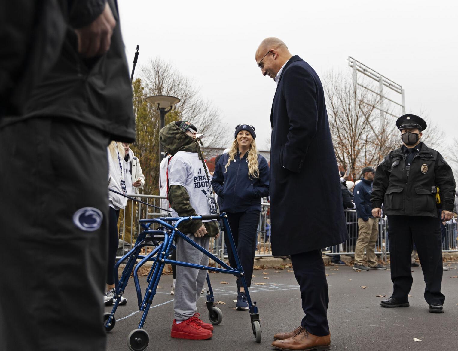 Penn State football vs. Michigan, team arrival